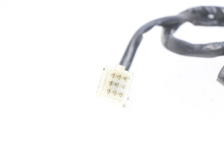 photo de PRZEŁĄCZNIK LEWY PEUGEOT LUDIX 50 (2008 - 2017) - Szczegół części