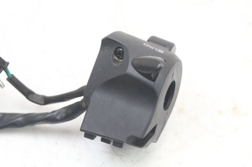 photo de PRZEŁĄCZNIK LEWY MASAI SCRAMBLER SPORT 125 (2021 - 2025) - Zbliżenie techniczne