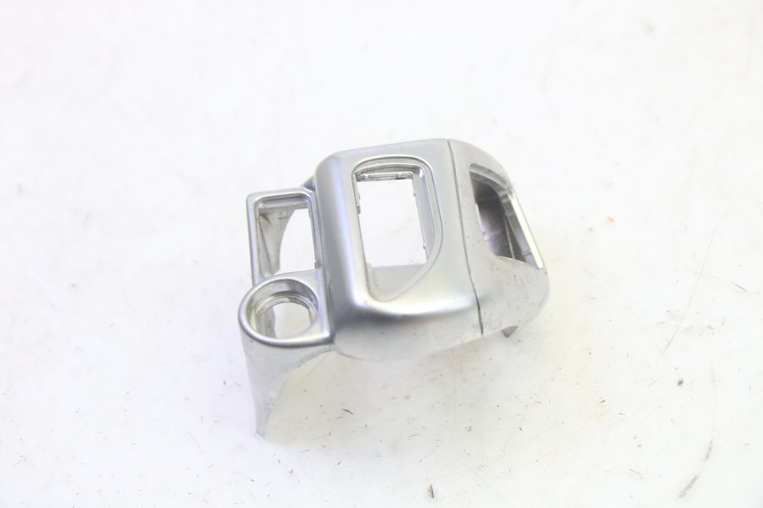 photo de PRZEŁĄCZNIK LEWY PIAGGIO MP3 HPE 350 (2018 - 2020) - Zoom stanu zużycia