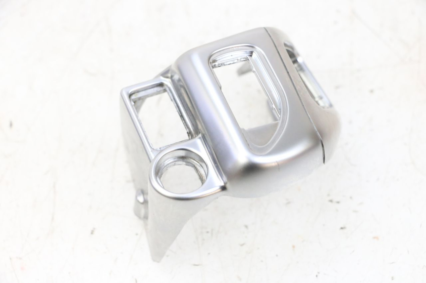 photo de PRZEŁĄCZNIK LEWY PIAGGIO MP3 HPE 300 (2019 - 2026) - Stan powierzchni