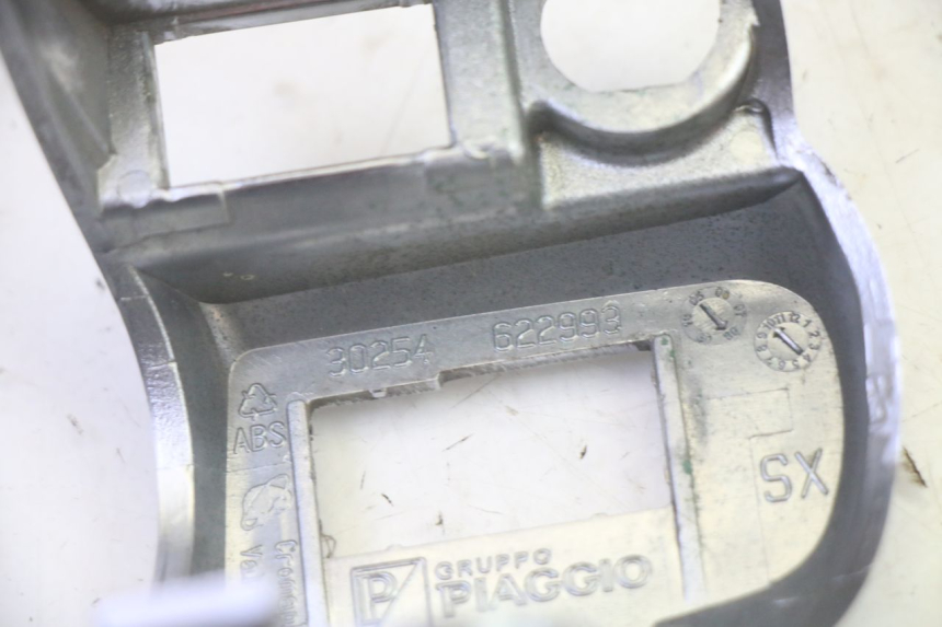 photo de PRZEŁĄCZNIK LEWY PIAGGIO MP3 LT 400 (2007 - 2012) - Widok ogólny