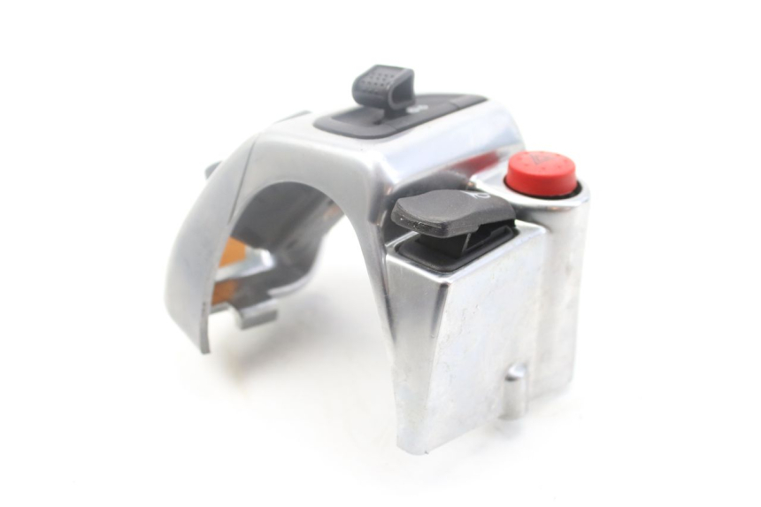 photo de PRZEŁĄCZNIK LEWY PIAGGIO MP3 500 (2014 - 2017) - Zoom stanu zużycia