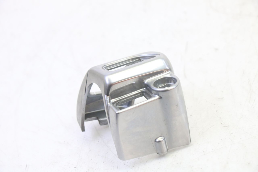 photo de PRZEŁĄCZNIK LEWY PIAGGIO MP3 125 (2006 - 2014) - Inny kąt widzenia