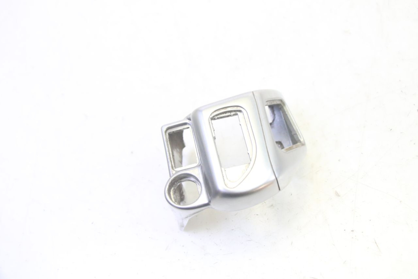 photo de PRZEŁĄCZNIK LEWY PIAGGIO MP3 125 (2006 - 2014) - Zoom stanu zużycia