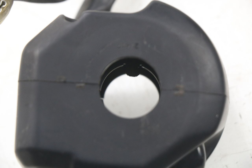 photo de PRZEŁĄCZNIK LEWY MBK MW TRYPTIK 125 (2017 - 2022) - Inny kąt widzenia