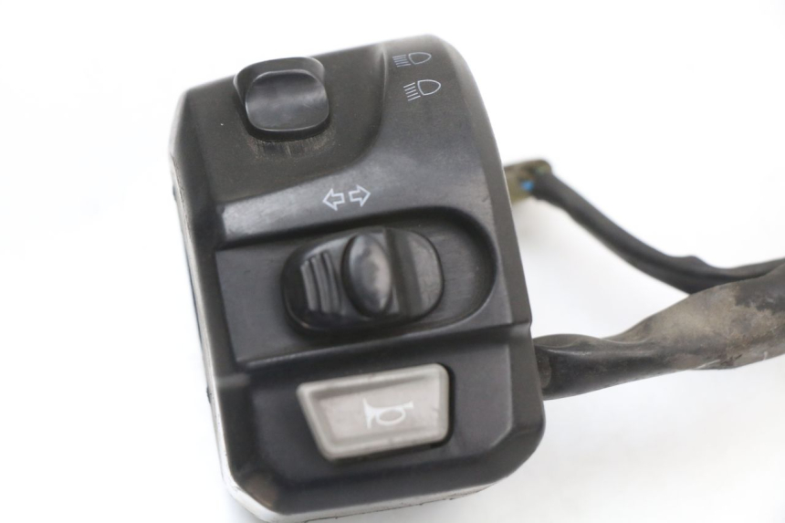 photo de PRZEŁĄCZNIK LEWY MBK MW TRYPTIK 125 (2014 - 2016) - Szczegół części