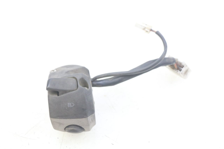 photo de PRZEŁĄCZNIK LEWY GILERA NEXUS 125 (2007 - 2009) - Inny kąt widzenia