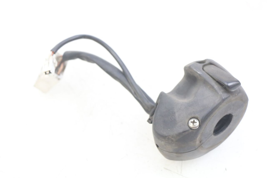 photo de PRZEŁĄCZNIK LEWY GILERA NEXUS 125 (2007 - 2009) - Zbliżenie techniczne