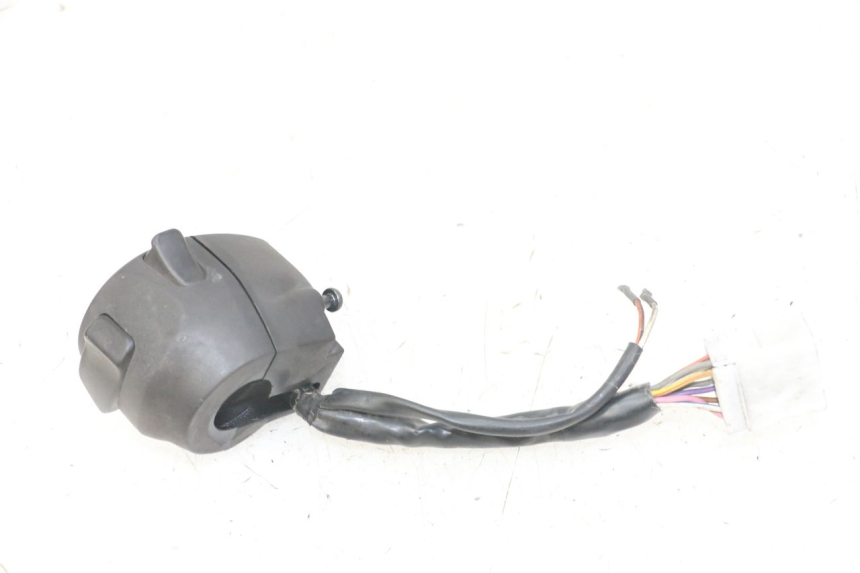 photo de PRZEŁĄCZNIK LEWY GILERA NEXUS 125 (2009 - 2013) - Szczegół części