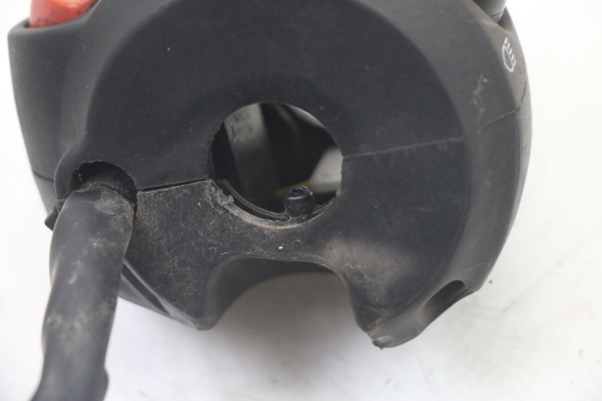 photo de PRZEŁĄCZNIK LEWY PEUGEOT CITYSTAR 2T 50 (2018 - 2021) - Punkty mocowania