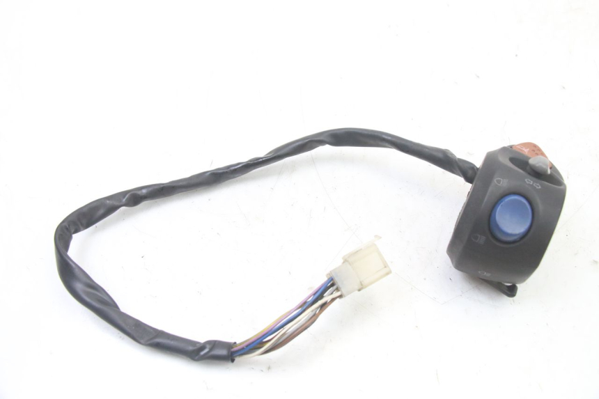 photo de PRZEŁĄCZNIK LEWY PEUGEOT ELYSTAR 50 (2002 - 2014) - Inny kąt widzenia