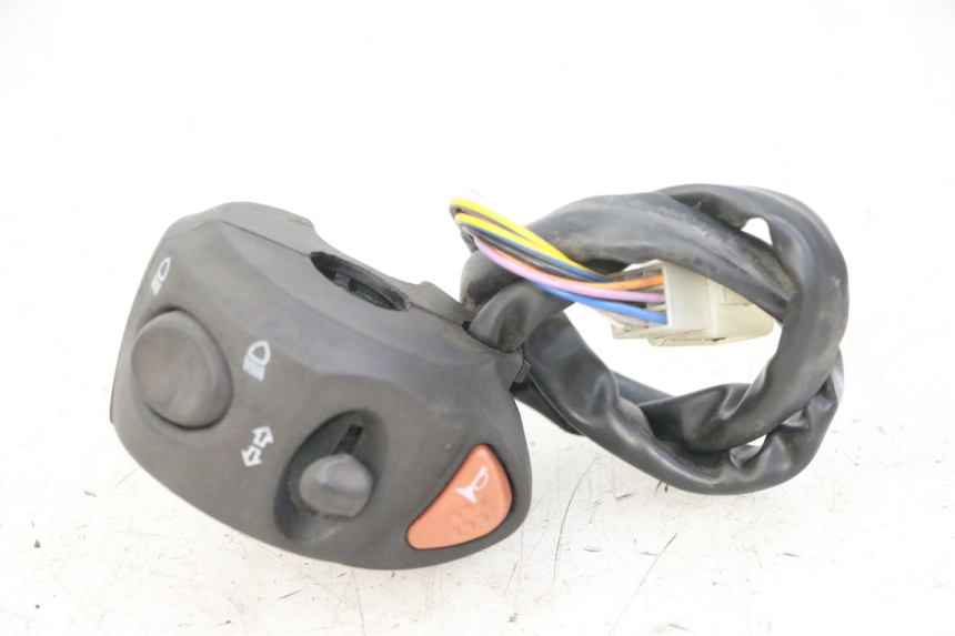 photo de PRZEŁĄCZNIK LEWY PEUGEOT SATELIS 125 (2013 - 2018) - Widok główny