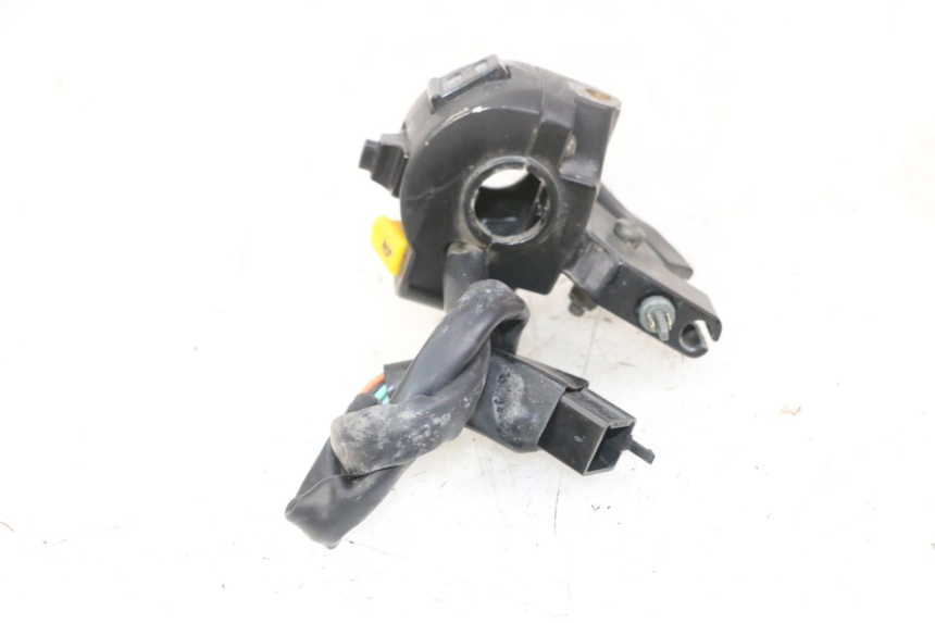 photo de PRZEŁĄCZNIK LEWY PEUGEOT VIVACITY 125 (2010 - 2017) - Punkty mocowania