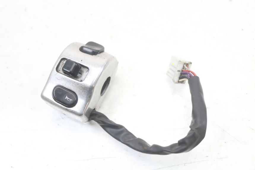 photo de PRZEŁĄCZNIK LEWY PIAGGIO BEVERLY 125 (1998 - 2005) - Szczegół części