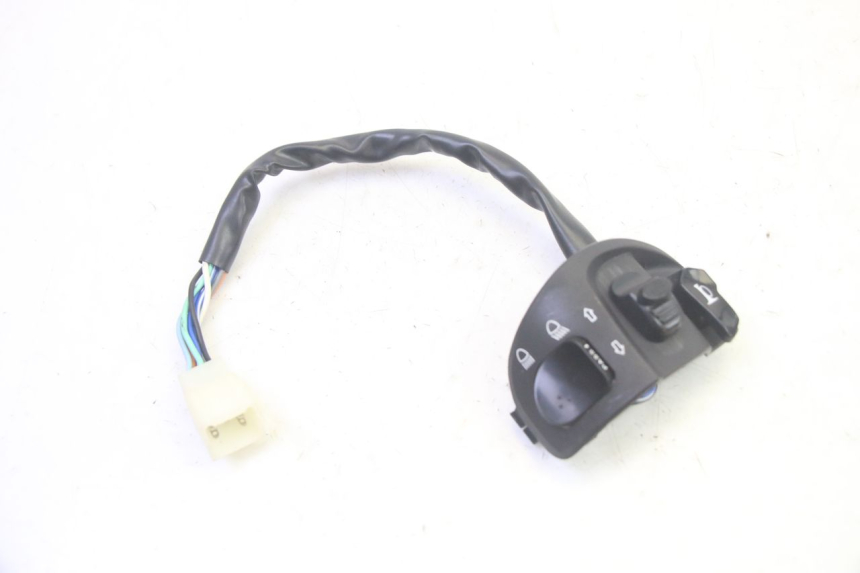 photo de PRZEŁĄCZNIK LEWY EFUN PUSA 1 - Inny kąt widzenia