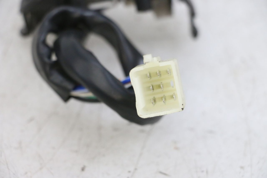 photo de PRZEŁĄCZNIK LEWY EFUN PUSA 1 - Szczegół części