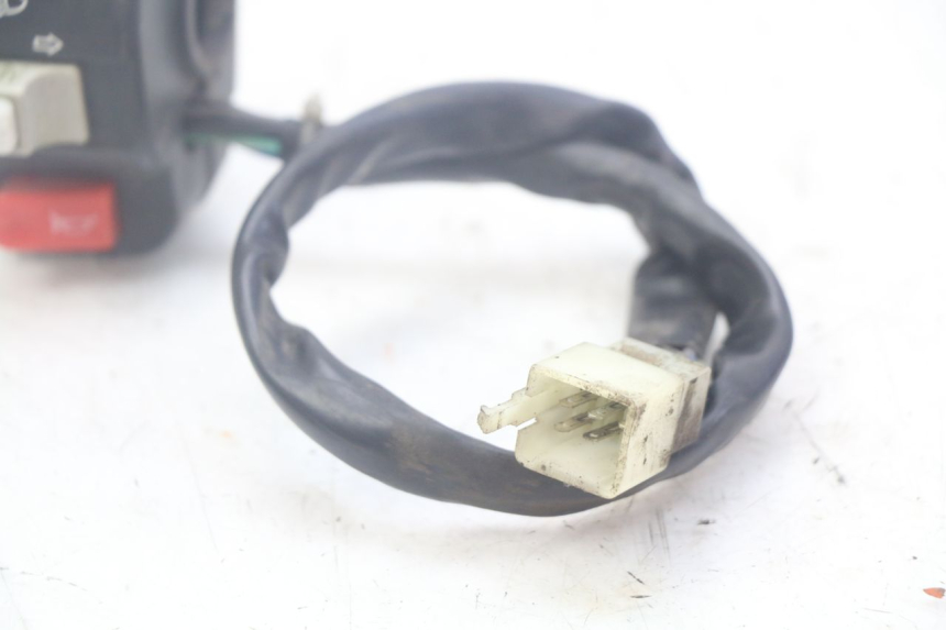 photo de PRZEŁĄCZNIK LEWY DOLPHIN PYGMY 1 (2020 - 2024) - Zoom stanu zużycia