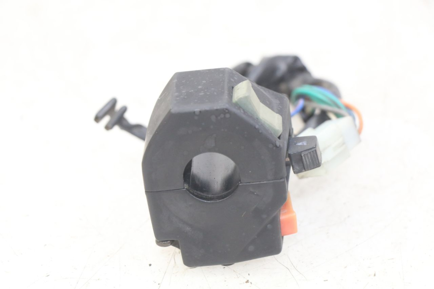 photo de PRZEŁĄCZNIK LEWY YAMASAKI RAPTOR 50 (2013 - 2018) - Widok ogólny