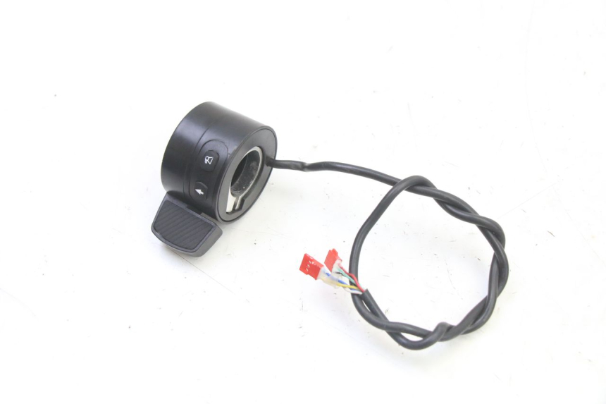 photo de PRZEŁĄCZNIK LEWY PUNK ELECTRIC RIDER 1 - Widok główny