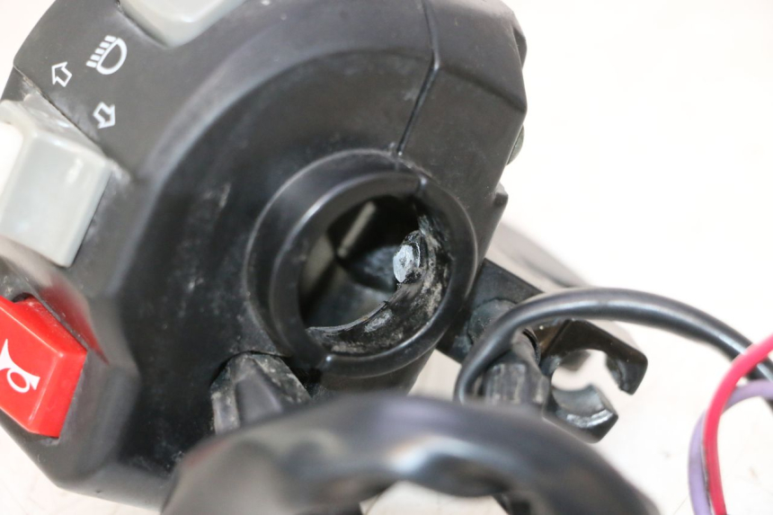 photo de PRZEŁĄCZNIK LEWY TNT MOTOR ROMA 10' 2T 50 (2011 - 2018) - Szczegół części