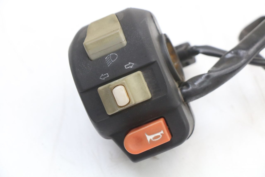 photo de PRZEŁĄCZNIK LEWY TNT MOTOR ROMA 10' 4T 50 (2007 - 2018) - Szczegół części