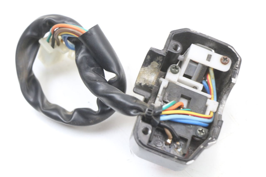 photo de PRZEŁĄCZNIK LEWY TNT MOTOR ROMA 10' 4T 50 (2019 - 2022) - Inny kąt widzenia