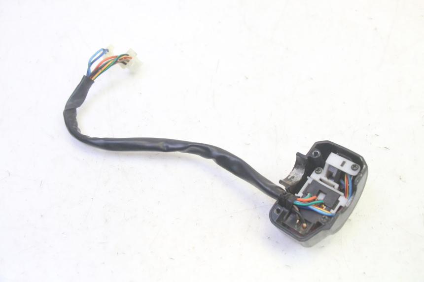 photo de PRZEŁĄCZNIK LEWY TNT MOTOR ROMA 10' 4T 50 (2019 - 2022) - Zbliżenie techniczne