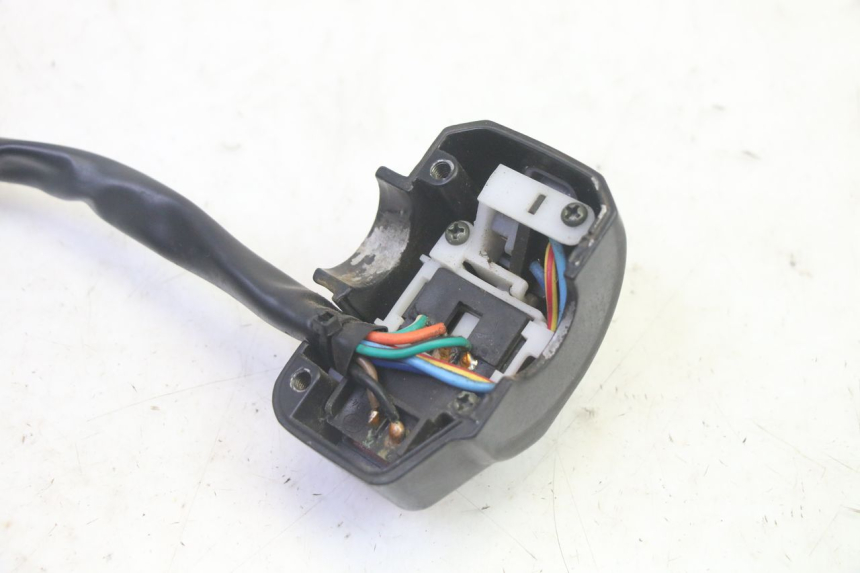 photo de PRZEŁĄCZNIK LEWY TNT MOTOR ROMA 10' 4T 50 (2019 - 2022) - Widok ogólny