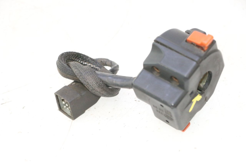 photo de LEWY PRZEŁĄCZNIK MZ RT 125 (2000 - 2008) - Zbliżenie techniczne