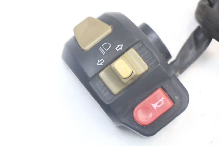 photo de PRZEŁĄCZNIK LEWY KEEWAY RY6 2T 50 (2011 - 2019) - Szczegół części