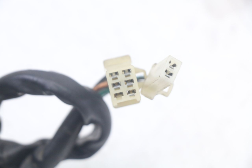 photo de PRZEŁĄCZNIK LEWY KEEWAY RY6 2T 50 (2011 - 2019) - Punkty mocowania