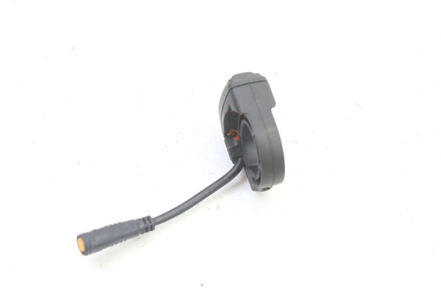 photo de PRZEŁĄCZNIK LEWY HERO S10 1 - Inny kąt widzenia