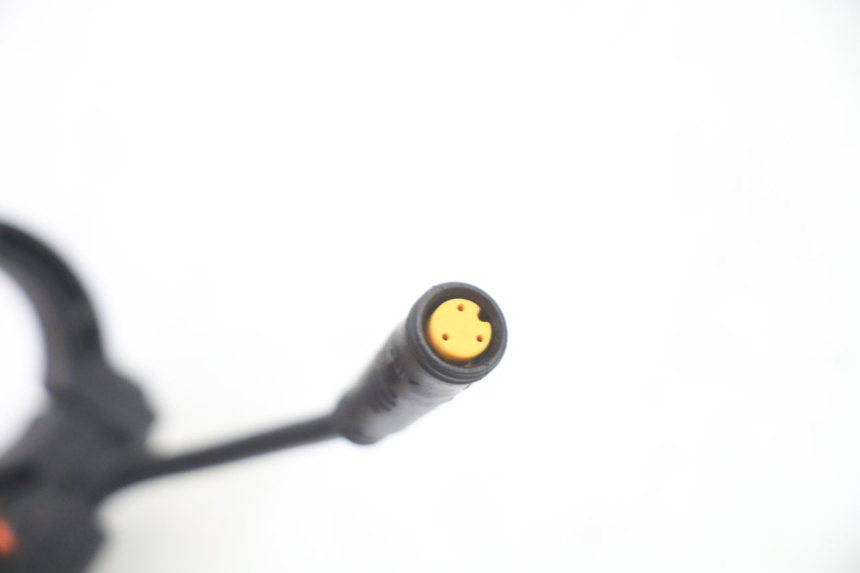 photo de PRZEŁĄCZNIK LEWY HERO S10 1 - Zbliżenie techniczne