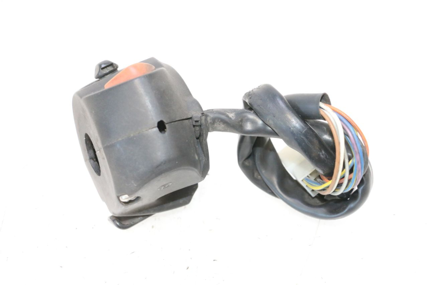 photo de PRZEŁĄCZNIK LEWY PEUGEOT SATELIS COMPRESSOR K15 125 (2006 - 2009) - Szczegół części