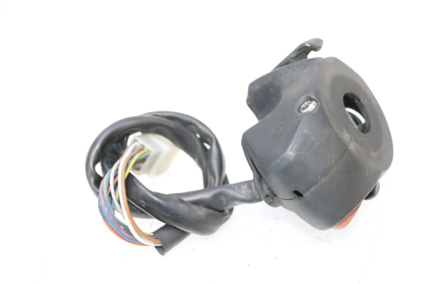 photo de PRZEŁĄCZNIK LEWY PEUGEOT SATELIS COMPRESSOR K15 125 (2006 - 2009) - Inny kąt widzenia