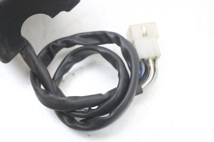 photo de PRZEŁĄCZNIK LEWY APRILIA SCARABEO GT 125 (1999 - 2007) - Widok ogólny