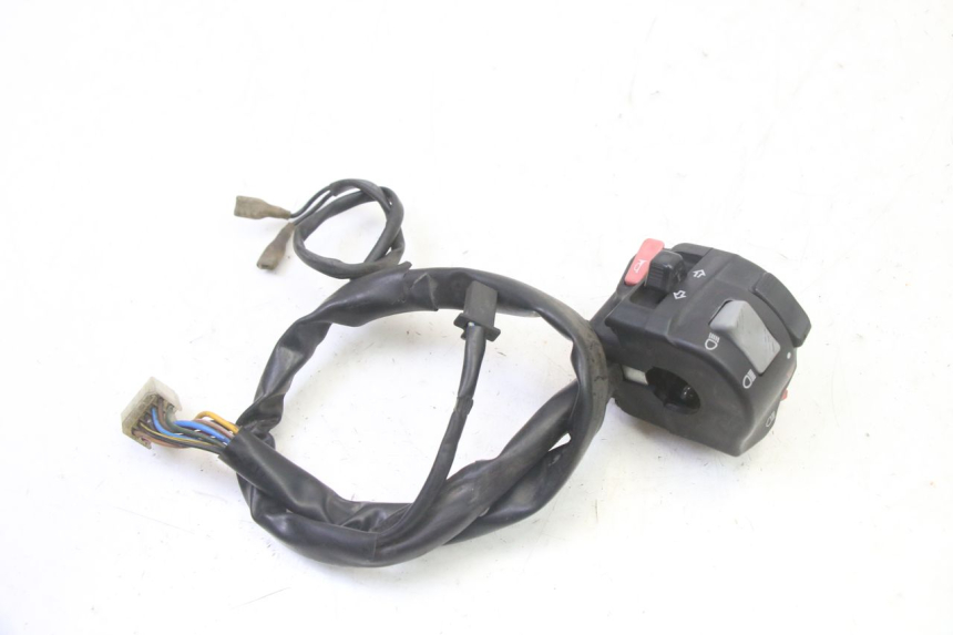 photo de PRZEŁĄCZNIK LEWY YAMAHA TDM ABS 900 (2002 - 2014) - Zoom stanu zużycia