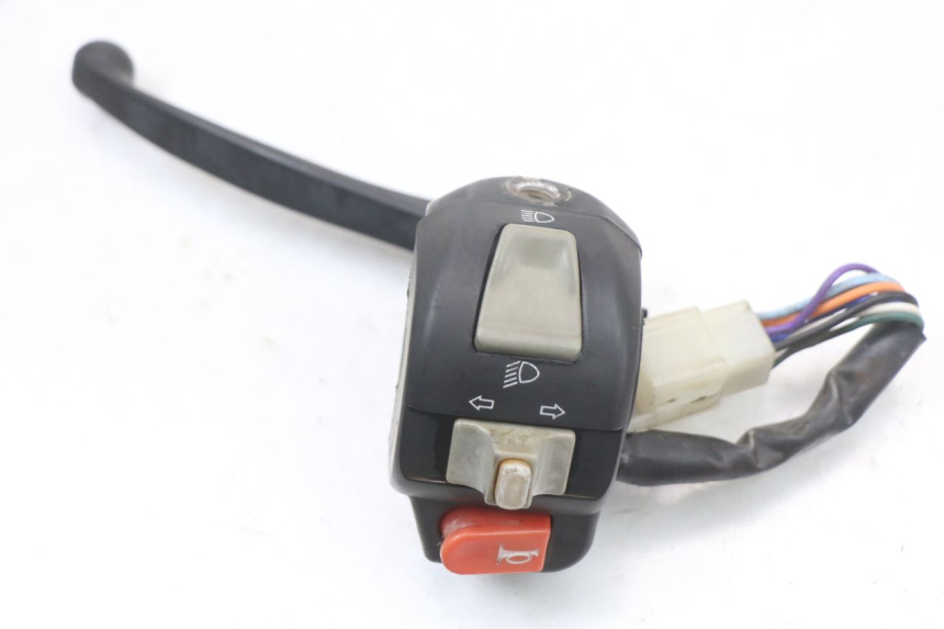 photo de PRZEŁĄCZNIK LEWY BAOTIAN TRAVEL SPIRIT 50 (2010 - 2012) - Zoom stanu zużycia