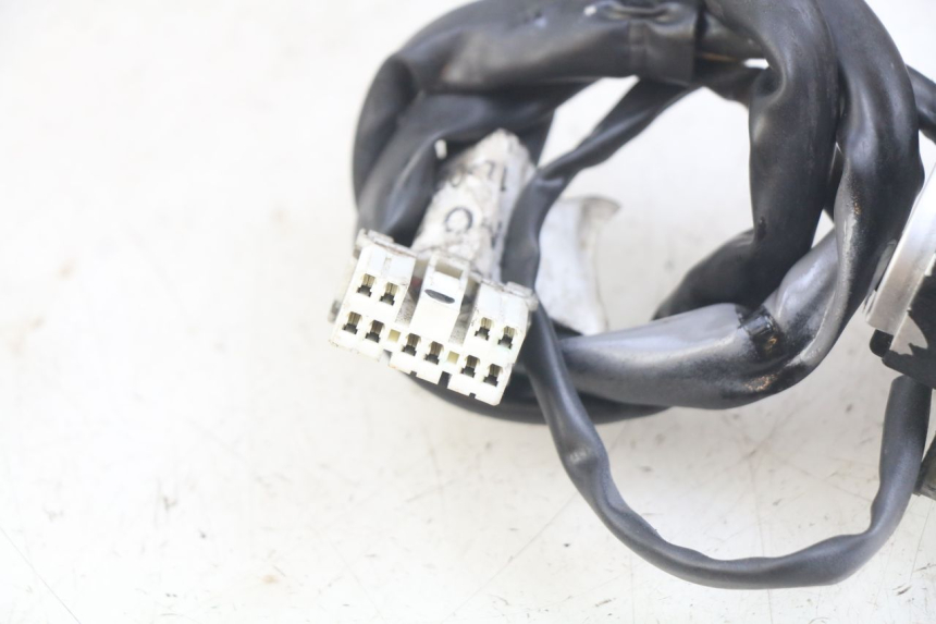 photo de PRZEŁĄCZNIK LEWY PIAGGIO VESPA SPRINT 2T 50 (2014 - 2018) - Punkty mocowania