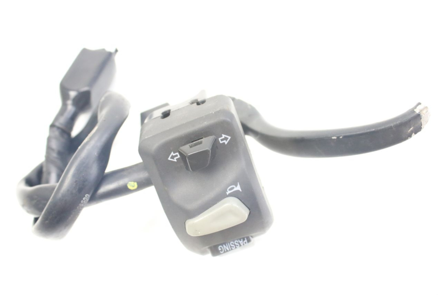 photo de PRZEŁĄCZNIK LEWY PEUGEOT VIVACITY NEW 2T 50 (2008 - 2017) - Zoom stanu zużycia