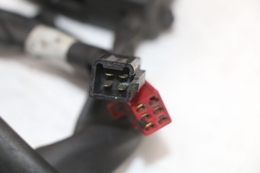 photo de PRZEŁĄCZNIK LEWY YAMAHA XMAX X-MAX ABS 125 (2017 - 2020) - Punkty mocowania