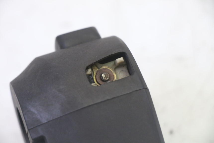 photo de PRZEŁĄCZNIK LEWY YAMAHA X-MAX XMAX 125 (2010 - 2013) - Inny kąt widzenia