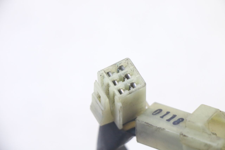 photo de PRZEŁĄCZNIK LEWY YAMAHA X-MAX XMAX 125 (2010 - 2013) - Szczegóły charakterystyczne