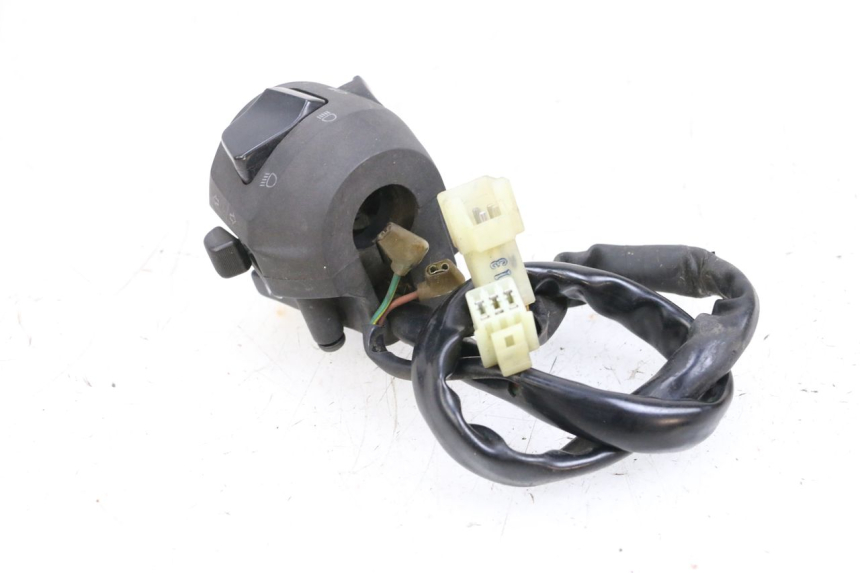 photo de PRZEŁĄCZNIK LEWY YAMAHA X-MAX XMAX 125 (2010 - 2013) - Szczegół części