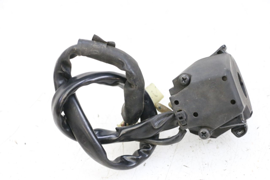 photo de PRZEŁĄCZNIK LEWY YAMAHA X-MAX XMAX 125 (2010 - 2013) - Inny kąt widzenia