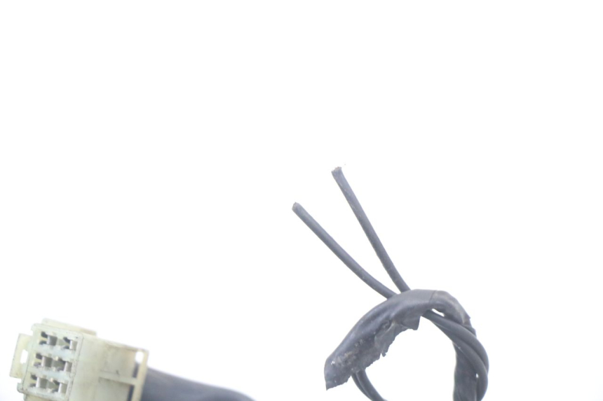 photo de PRZEŁĄCZNIK LEWY YAMAHA X-MAX XMAX ABS 250 (2010 - 2014) - Szczegóły charakterystyczne