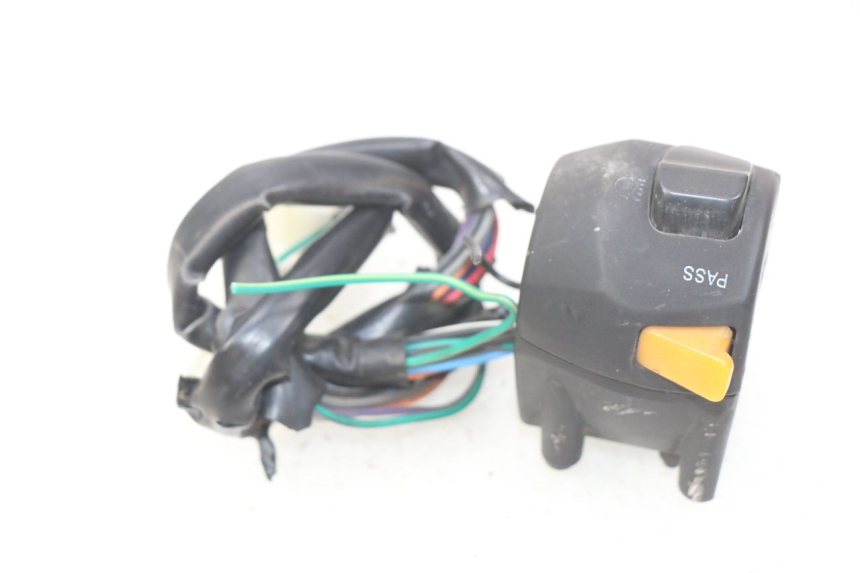 photo de PRZEŁĄCZNIK LEWY YAMASAKI YM T 125 (2015 - 2020) - Widok ogólny