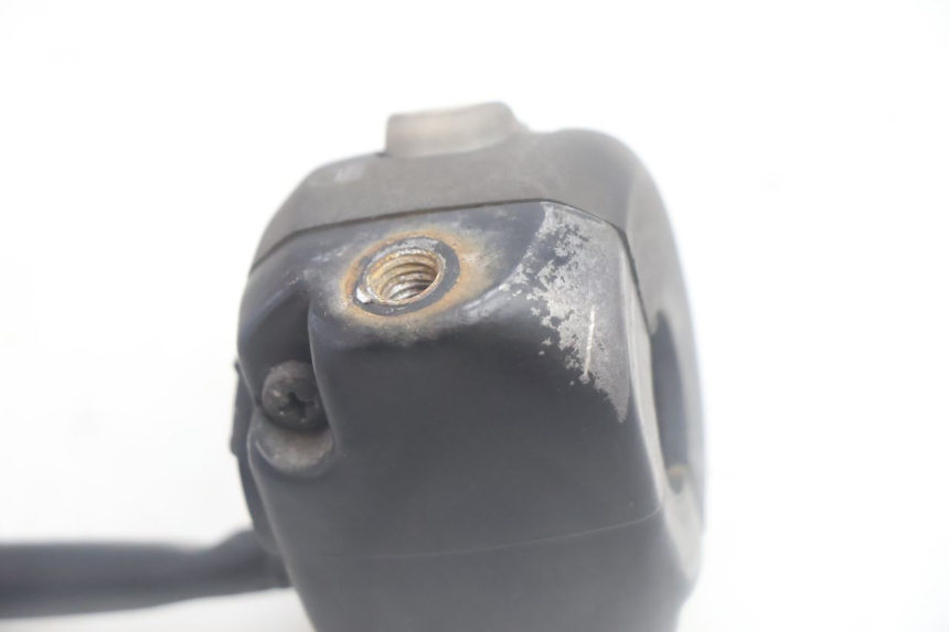 photo de PRZEŁĄCZNIK LEWY YAMAHA YP MAJESTY 125 (2002 - 2006) - Zbliżenie techniczne