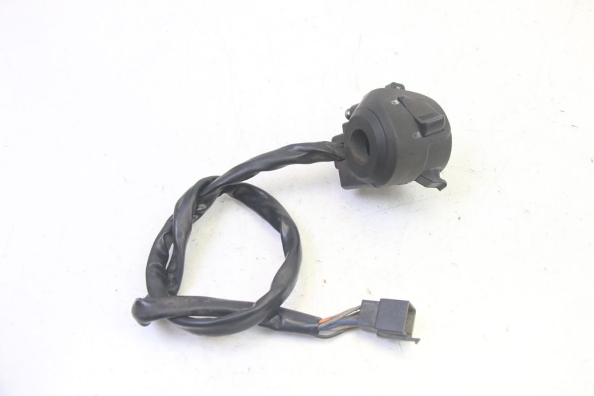 photo de PRZEŁĄCZNIK LEWY KYMCO ZING 125 (1997 - 2003) - Zoom stanu zużycia