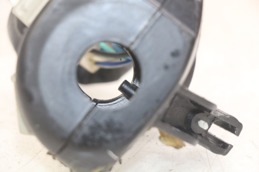 photo de PRZEŁĄCZNIK LEWY UNIVERSAL BIKE ZN50QT-11B 50 (2018 - 2021) - Szczegół części